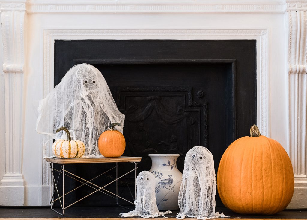 Cheesecloth Ghosts Halloween Craft 2